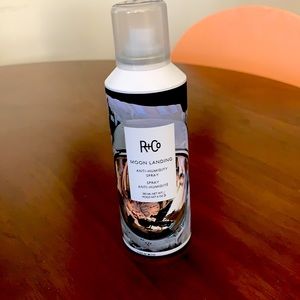R+CO Moon Landing Anti-Humidity Spray
